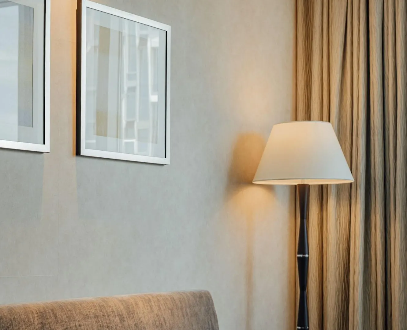 Lotte City Hotel Myeongdong Seoul 4*,