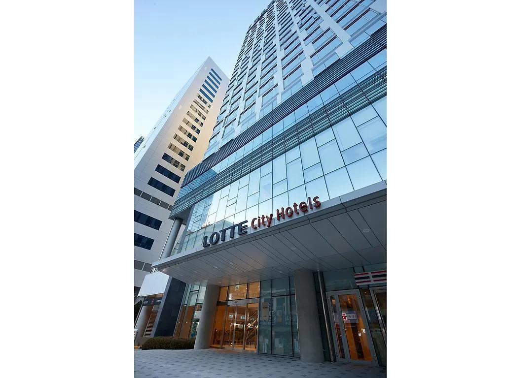 Lotte City Hotel Myeongdong Seoel